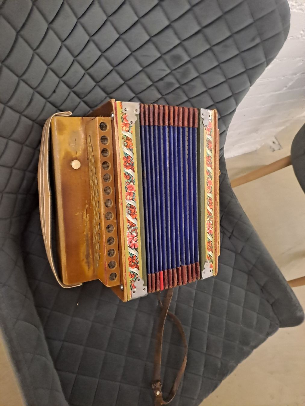 Eichhorn Strumenti musicali: Eichhorn orgeli – Usato da Villeneuve venduto da BibiVintage 2