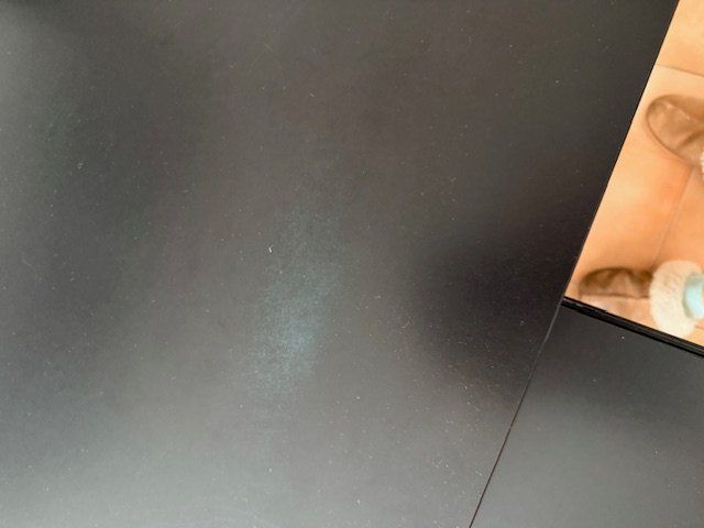 Ikea Scrivanie: Ikea Schreibtisch, Schwarz mit Stuhl – Usato da Nuerensdorf venduto da ghi_b7xs 3