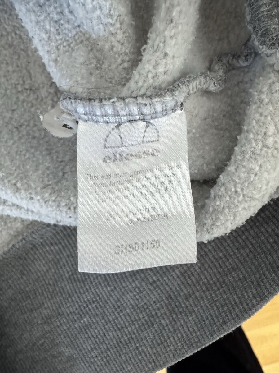 Ellesse Maglioni & Felpe: ELLESSE Hoodie Gr. M - Grau - Kapuzenpullover – Nuovo (secondo la descrizione) da Flumenthal venduto da SecondLove_CH 5