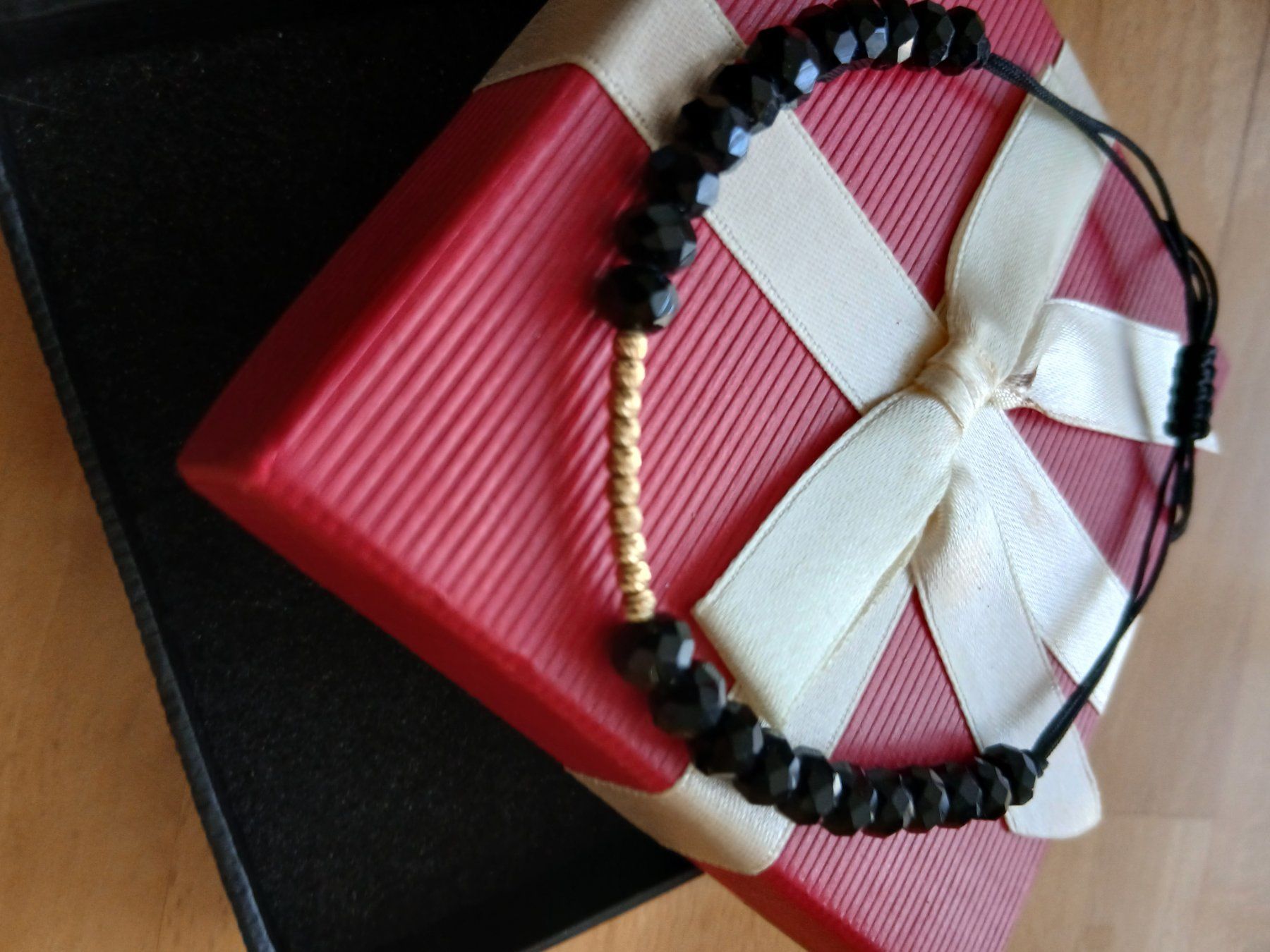 Armbänder & -reifen: Armband mit 18karat – Gebraucht aus St. Gallen von afr_gc59