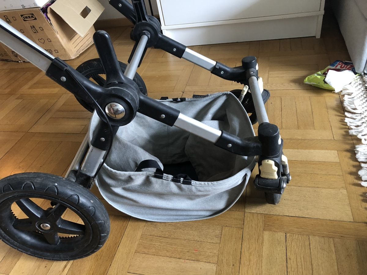 Bugaboo Poussette: Poussette Bugaboo 2 en 1 châssis noir bon état – Neuf (Voir description) à Genève par fra_f685 1