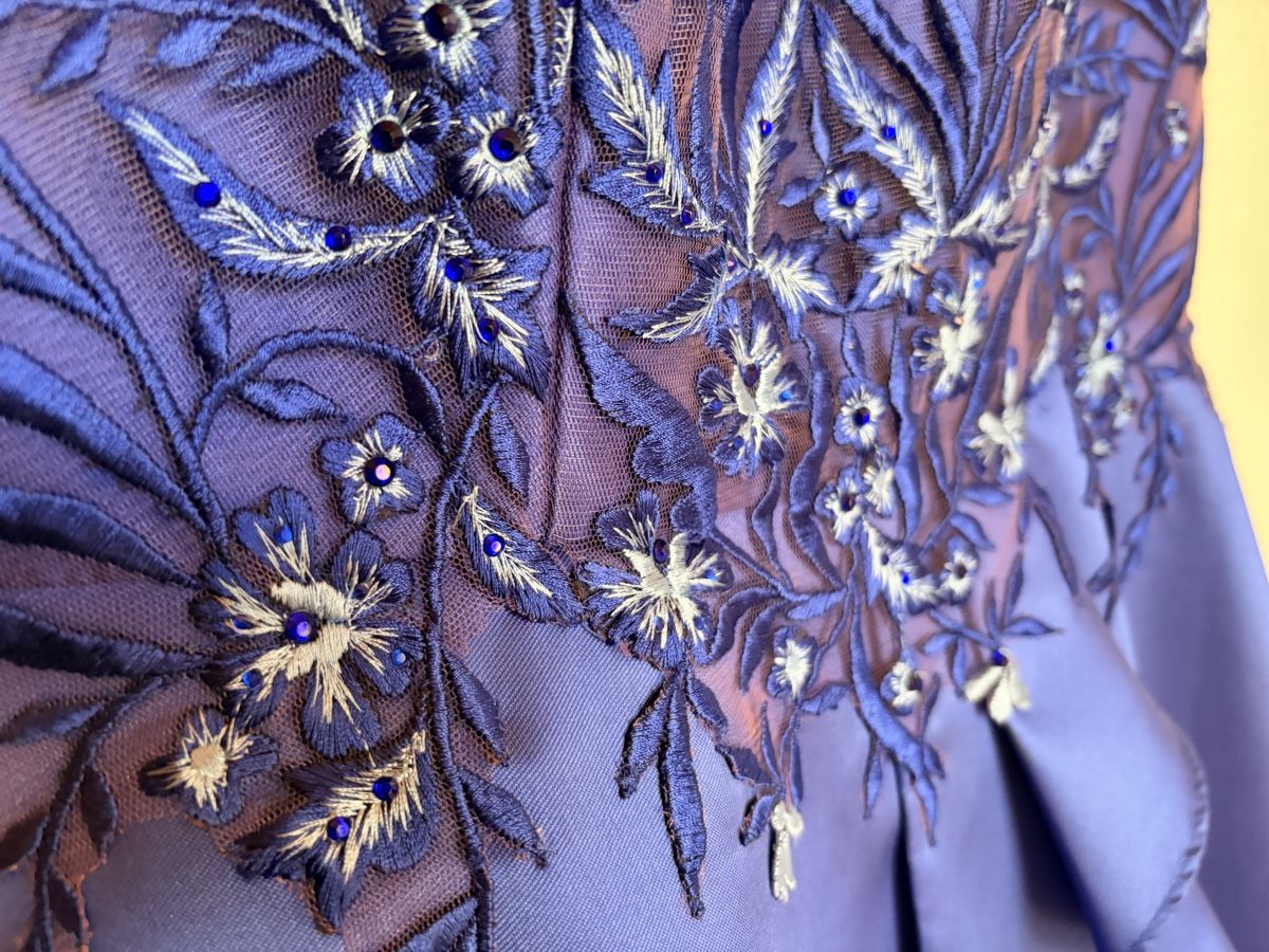 Vestiti: Blaues festliches Kleid – Usato da Aarau venduto da Dotti3 1