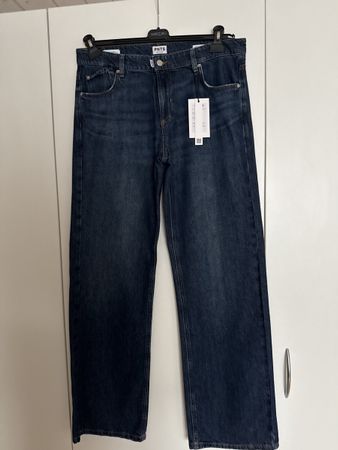 Neue Baggy-Jeans von PNTS