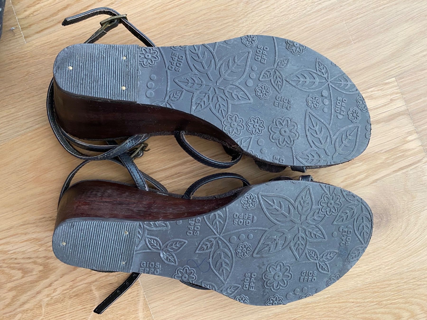 Scarpe da donna: Sandalettes boho hippie bohème – Usato da Clarens venduto da OptitesJoliesChoses 2