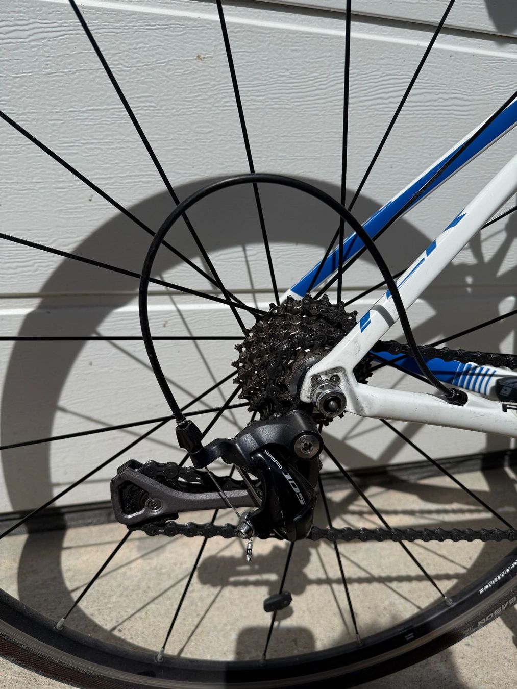 Giant Vélos: Rennvelo Giant Advanced – D'occasion à Murten par Megacad0 3