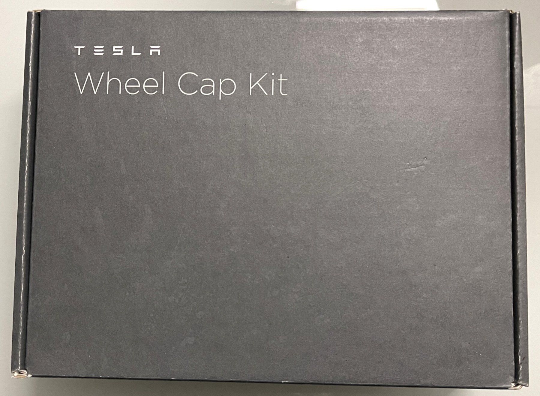 Tesla Tutti pezzi di ricambio auto: Tesla Wheel Cap Kit – Nuovo (secondo la descrizione) da Oftringen venduto da Vucki 2