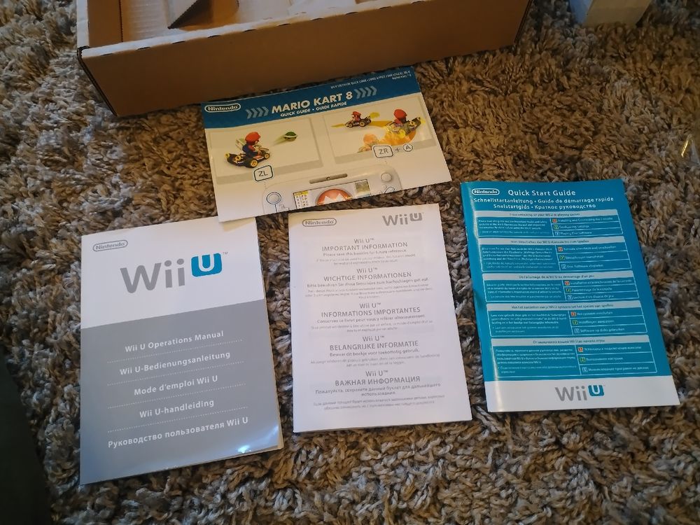 Nintendo Wii U 32GB, Mariokart 8, LAN, WLAN, HDMI, +2. Akku