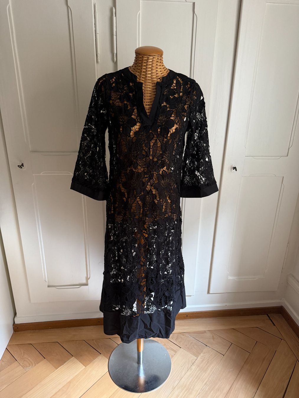 Kleider: Kleid schwarz mit Muster - S – Gebraucht aus Zürich von Diazaio