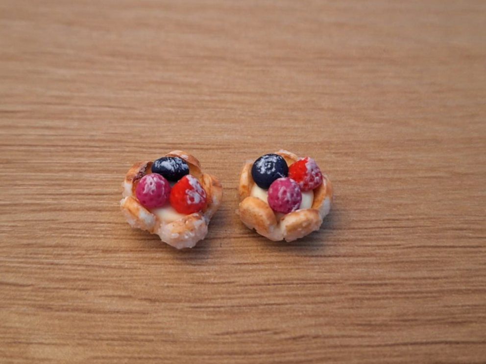 Case e mobili per bambole: Puppenhaus Früchtetörtchen – Nuovo (secondo la descrizione) da Zürich venduto da HandmadeTinyFood 2