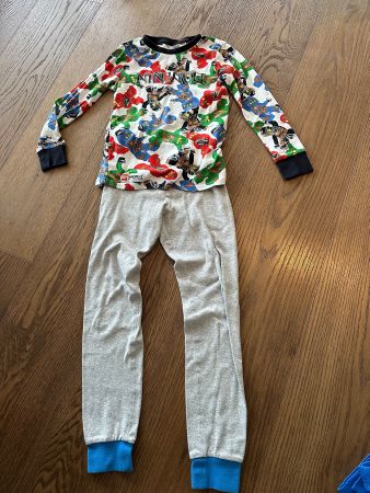 Pyjama Grösse 122/128