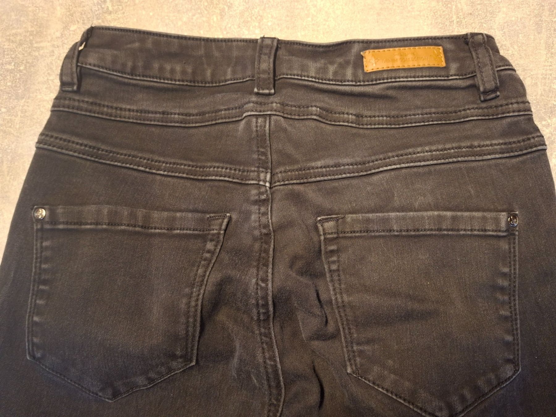 Jeans: Pantalon jeans noir taille 36 marque Zebra – Gebraucht aus Villiers von san_jn5w 5