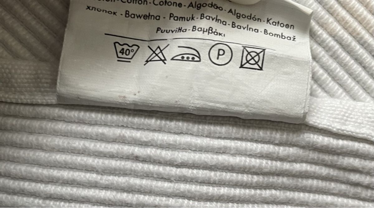 Set di tavolo e panche: Tischset / Platzset weiss 6 Stück – Usato da Thun venduto da Jimmuli 3