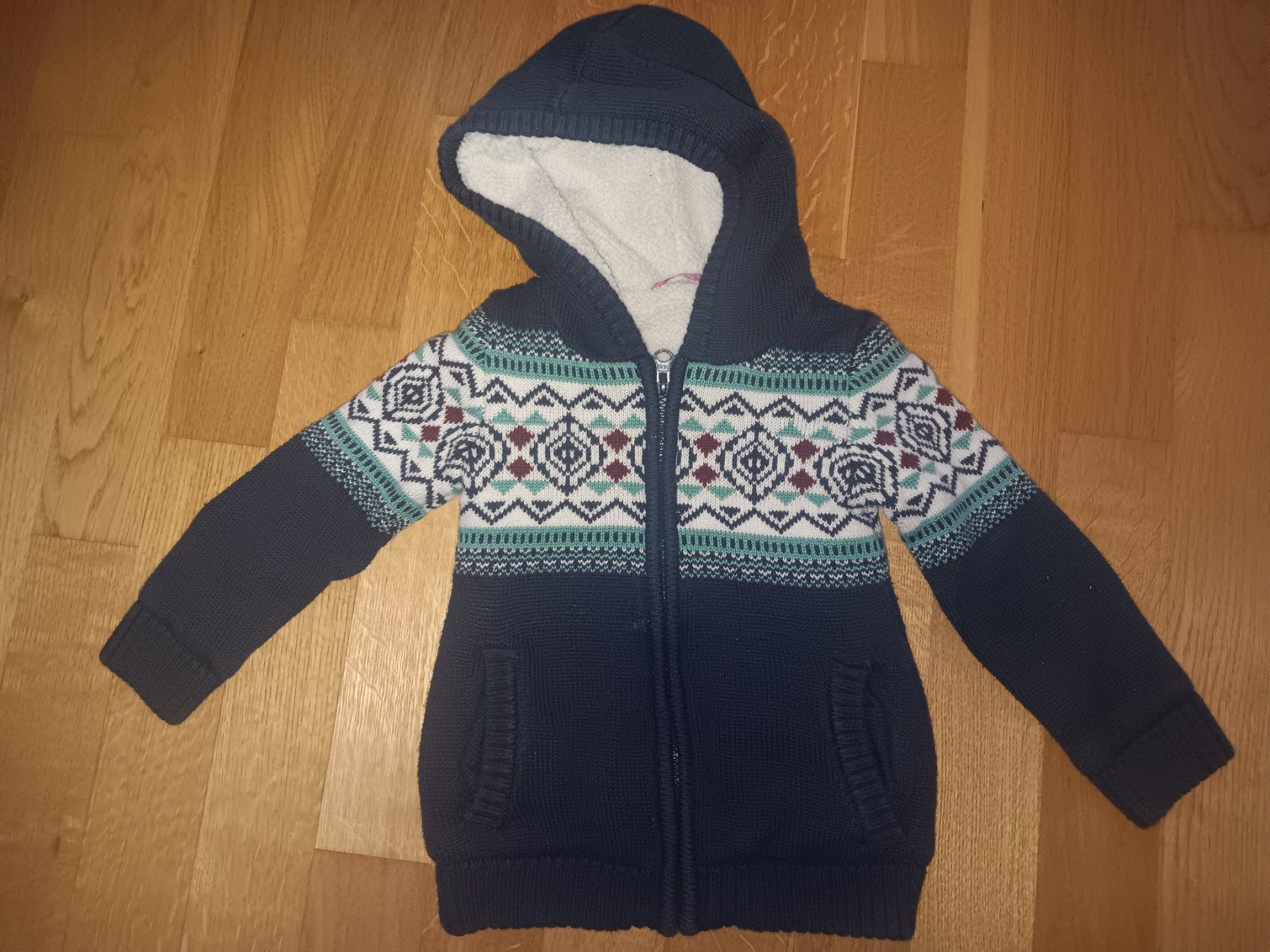 Lotti & Set di vestiti: Kinder Kleider Paket, Gr. 98/98-104 – Usato da Gelterkinden venduto da ram_5vkp 1