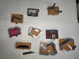 Diverse Werkzeuge: Kombinationswinkel, Rechwinkeli im Hol...