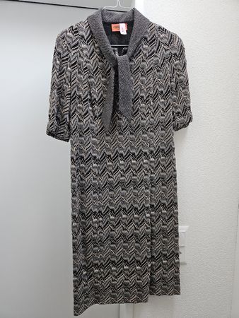 Missoni Kleid schwarz-rosé mit Band Kragen Gr. 36