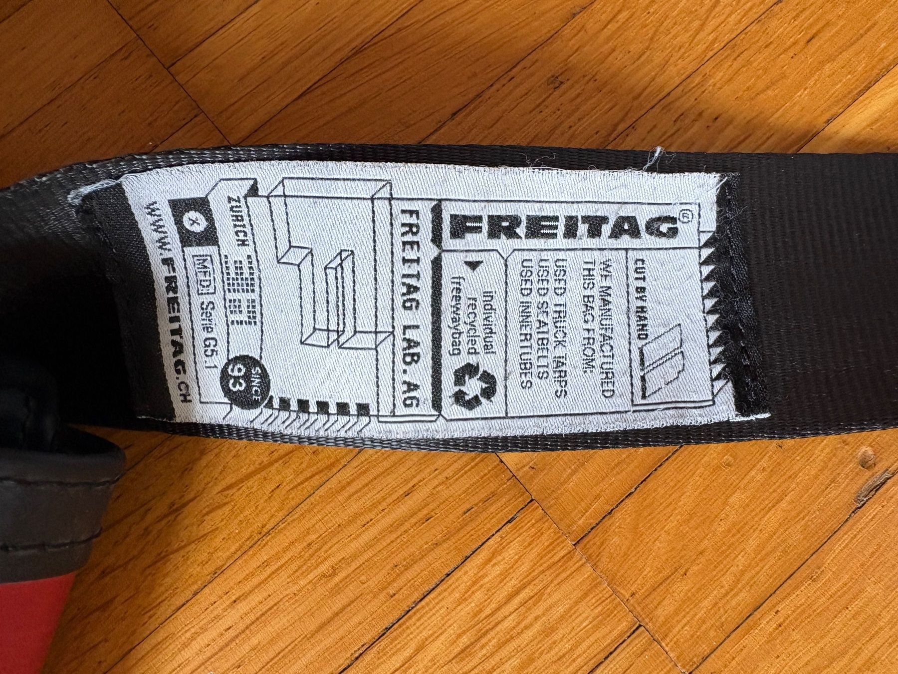 Freitag Taschen: Sac Freitag rouge – Gebraucht aus Bern von jps_8rbg 4