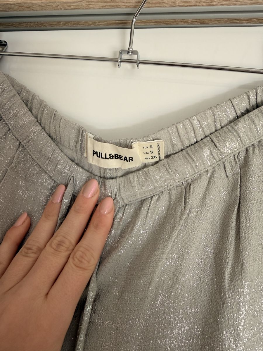Pull&Bear Pantalons: Hosen Pull&Bear Silber Grösse S – Neuf (Voir description) à Kriegstetten par Musli15 2