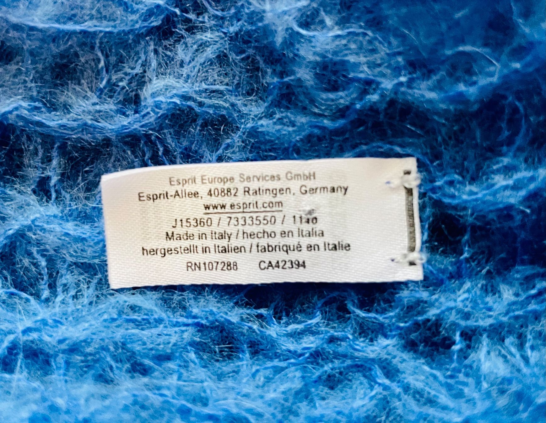 Esprit Foulards & écharpes: Loopschal von ESPRIT – D'occasion à Stansstad par ale_86g5 3