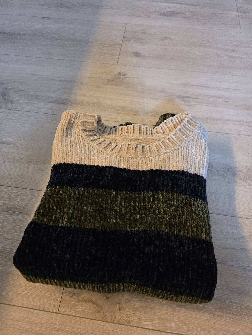 Maglioni & Felpe: Plüschpullover mit Streifen, weich und warm M neuwertig – Usato da Wigoltingen venduto da Zuckerfee84 1