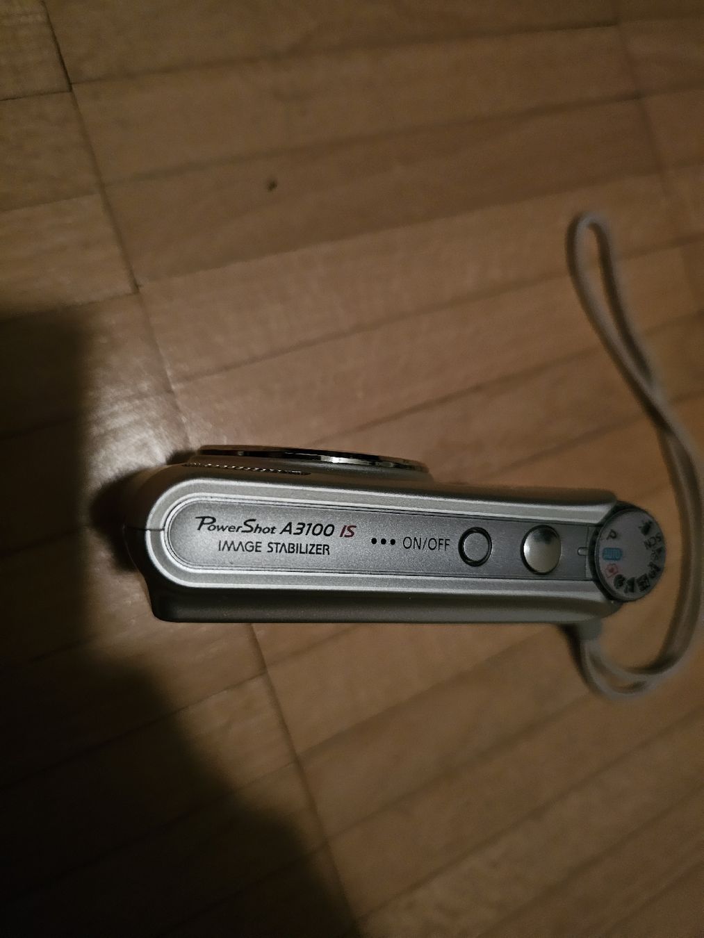 Canon Kamera: Canon PowerShot A3100 IS + Ladegerät – Gebraucht aus Affoltern am Albis von hwulf 3