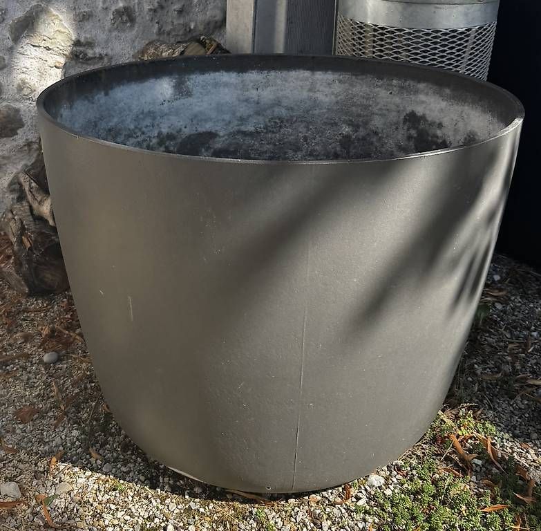 Vasi per fiori: Pot ethernit / Swiss pearl  – Usato da Satigny venduto da joh_z65l