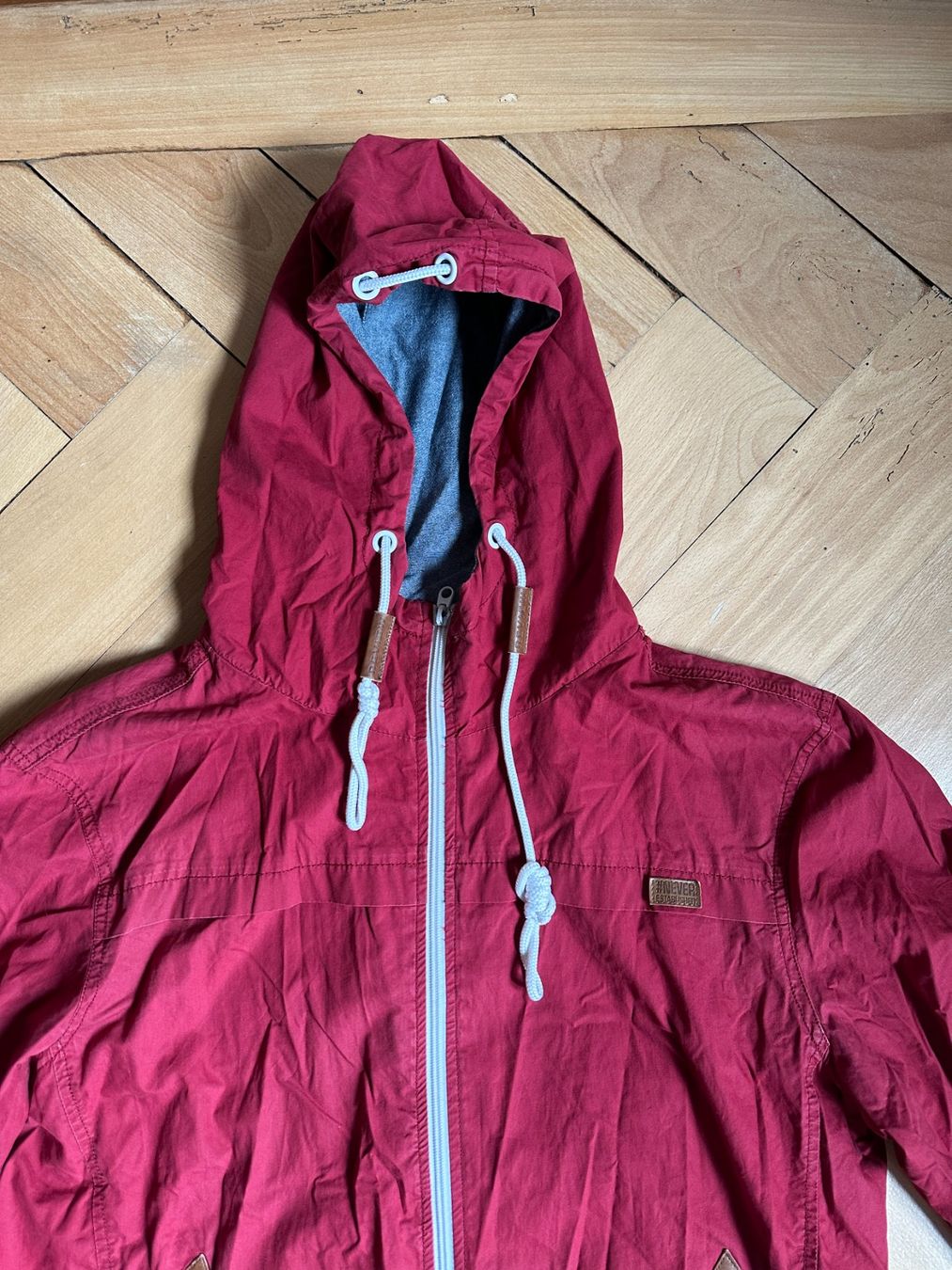Vestes: REVIEW - Jacke rot leicht L – D'occasion à Zürich par Diazaio 1