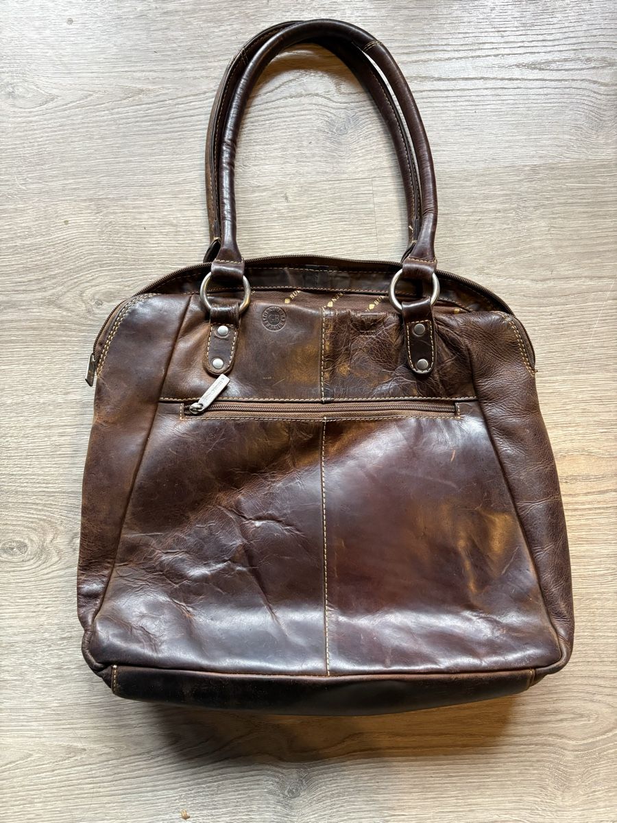 Sacs femmes: Ledertasche – D'occasion à Langrickenbach par jia_balla 1