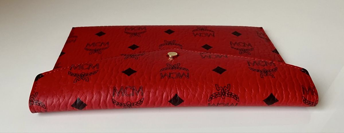 Mcm Borse: MCM Clutch - neu – Nuovo (secondo la descrizione) da Stansstad venduto da kerri8 4
