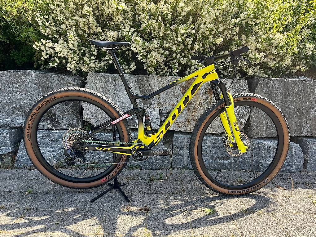 Scott Biciclette: Scott Spark RC 900 World Cup M 2021 – Usato da Grosswangen venduto da pegla74