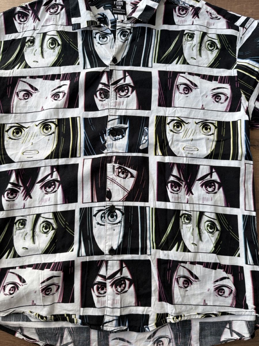 Camicette: Hemd mit Anime Figuren M – Usato da Gontenschwil venduto da Yoyo7555 1