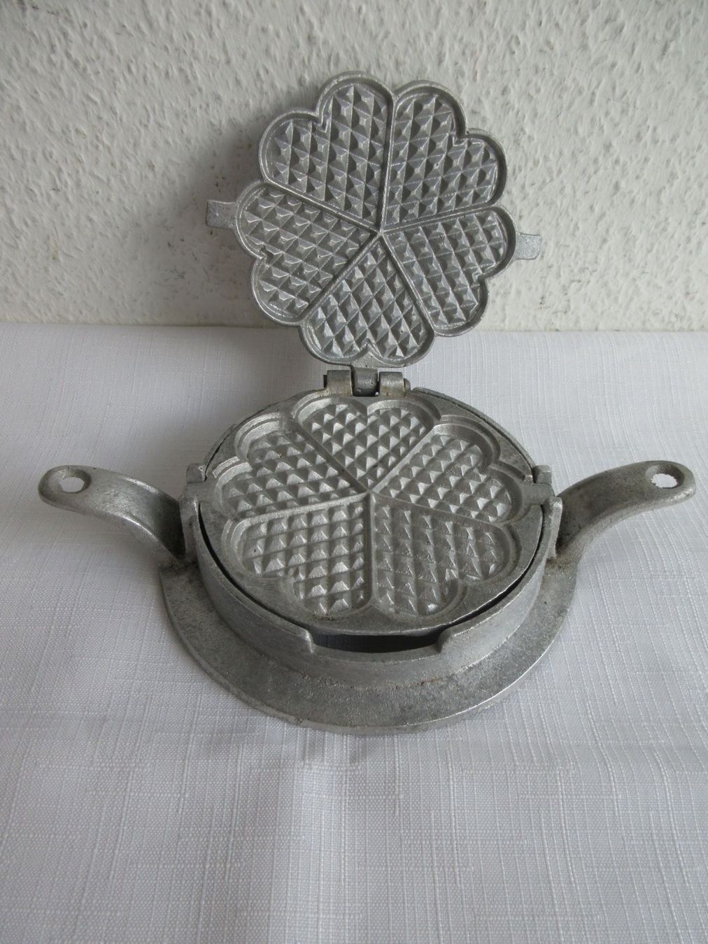 Giocattoli: Kinder - oder Puppen Wende - Waffeleisen, Aluguss – Usato da Binningen venduto da Oldfashion