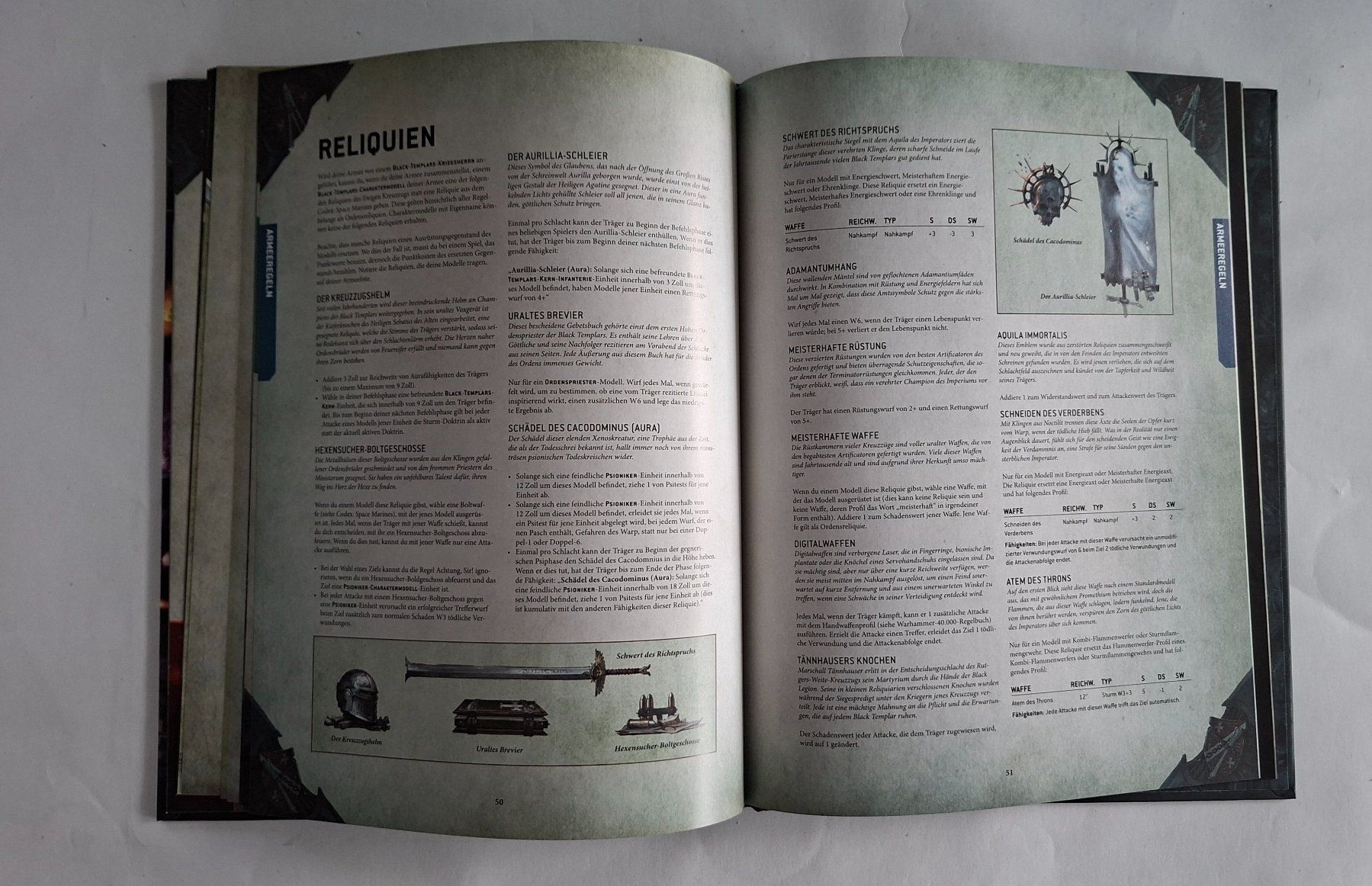 Libri: Warhammer 40k Codex - Black Templars - Top Zustand! – Usato da Opfikon venduto da Diversamente 5