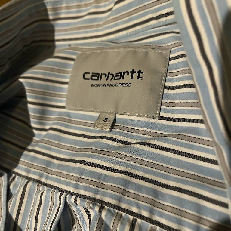 T-shirt: Carhartt Shirt – Usato da Zürich venduto da ban_znd5 3