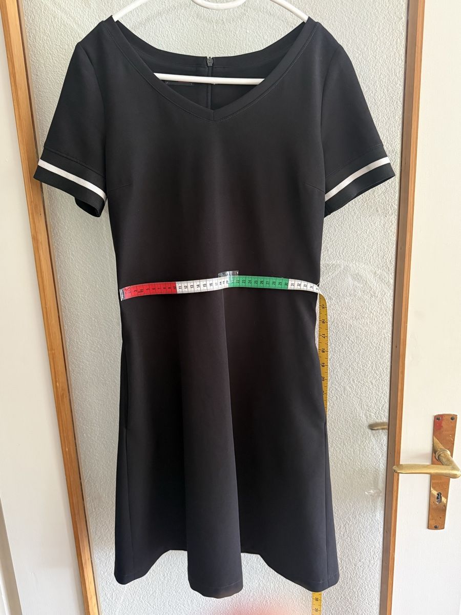 Cinque Vestiti: Kleid Cinque, Gr. 32 (eher 34) – Usato da Zollikon venduto da brownbear1 3