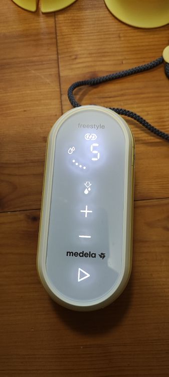 Medela Accessori per l’allattamento: Medela Freestyle Flex elektrische Milchpumpe – Usato da Knonau venduto da mo87 7