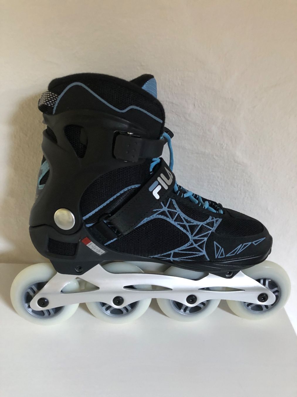 Fila Pattini in linea & Pattini a rotelle: Rollerblades Fila Damen Neu! – Nuovo (secondo la descrizione) da Wettingen venduto da Nadinne 1