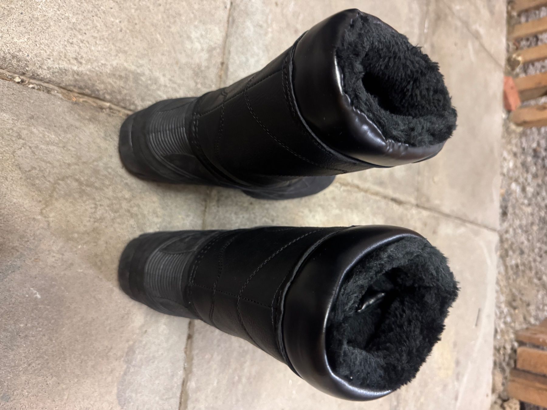 Scarpe da uomo: Winterstiefel Knixmax Schwarz Grösse 42 neu – Nuovo (secondo la descrizione) da Zürich venduto da Qurmanc 2