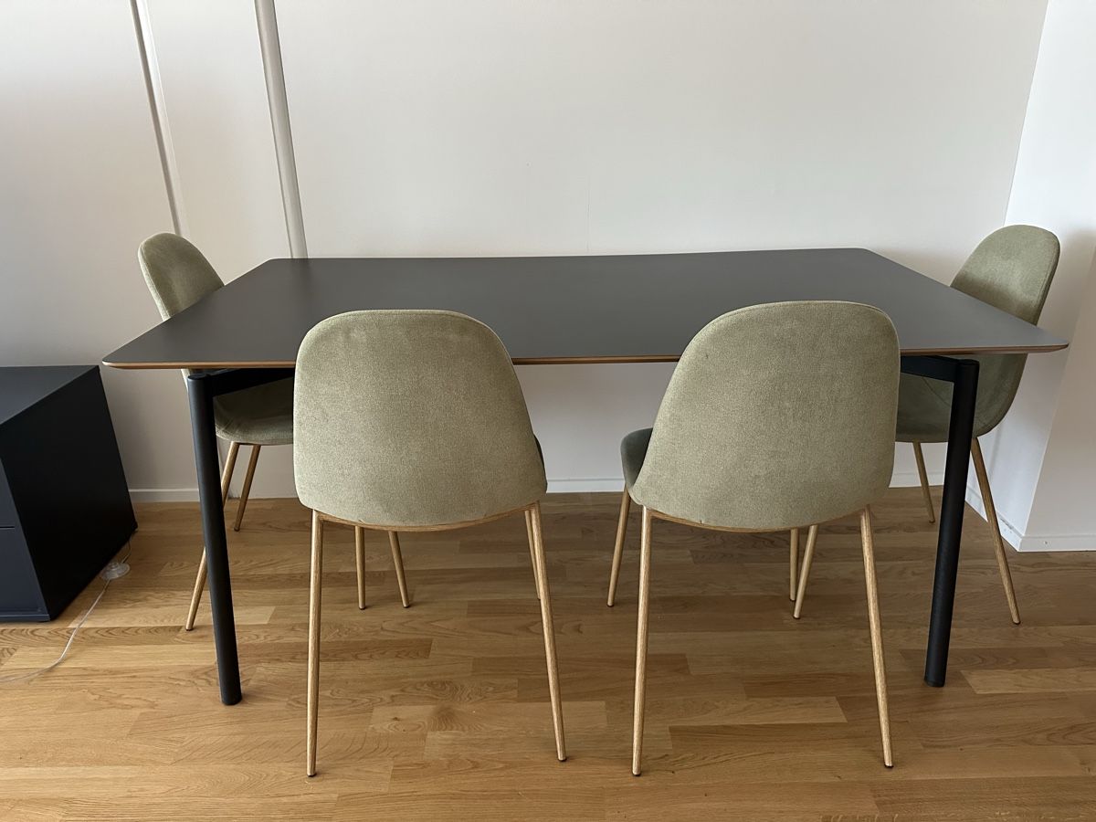 Tables: Esstisch schwarz – D'occasion à Brugg AG par alessiac97 2