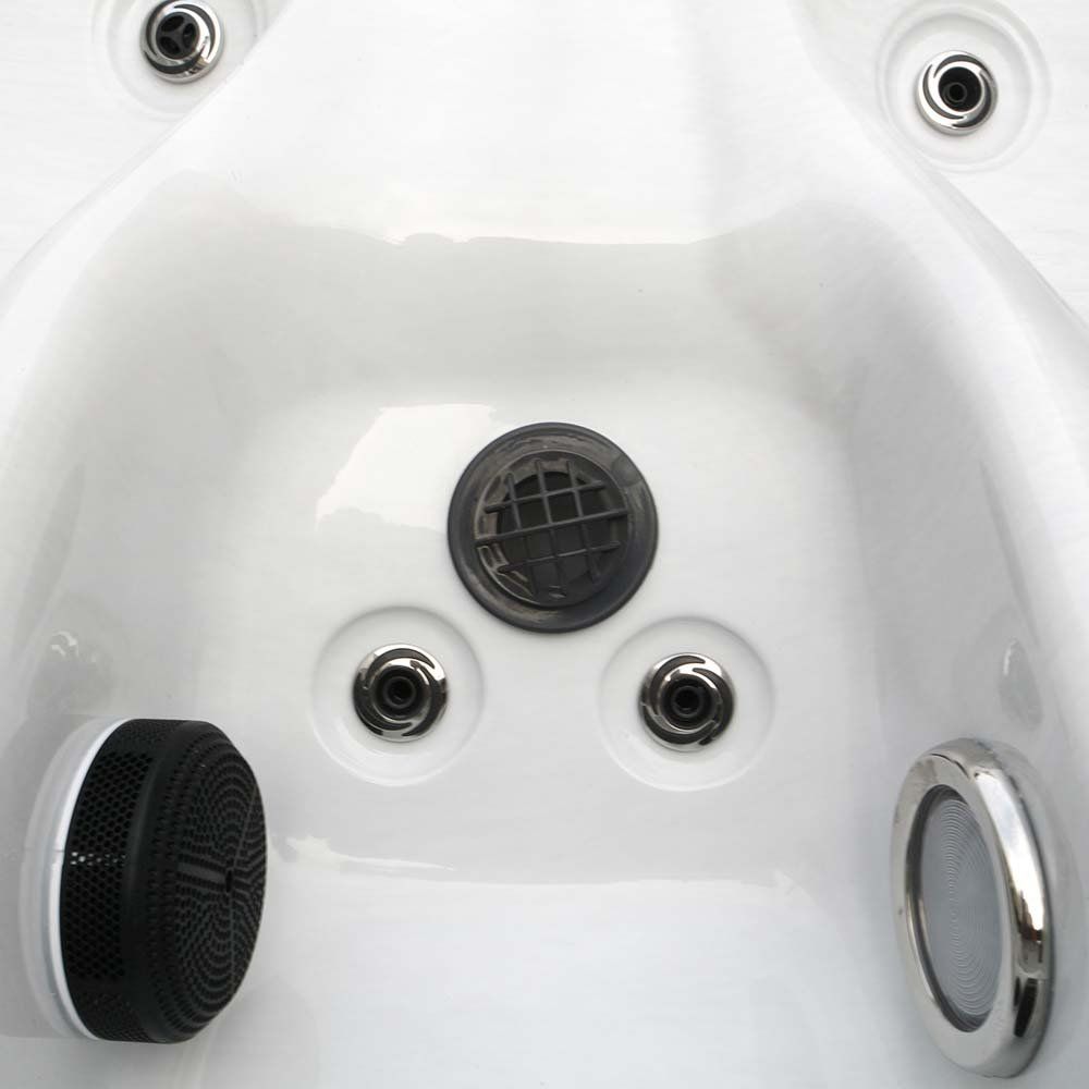 Whirlpool: Outdoor Whirlpool PULLY - OHNE Treppe/Thermoabdeckung – Nuovo e nell'imballaggio originale da Wallenwil venduto da toesstal-vertrieb 5