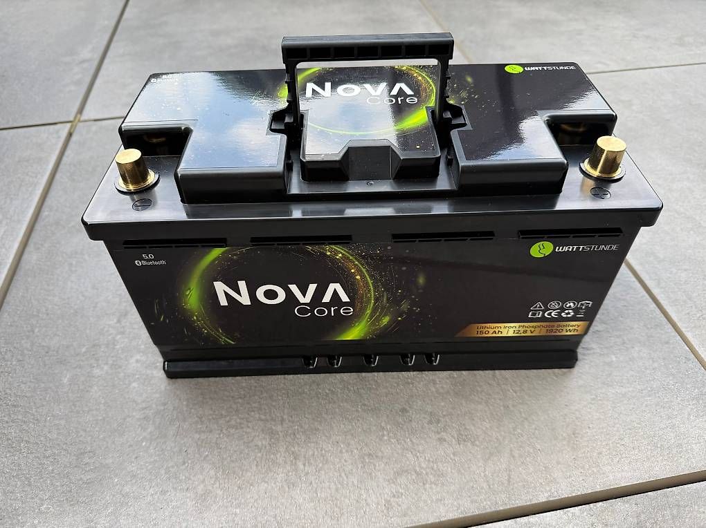 Panneaux solaires: WATTSTUNDE Lithiumbatterie NOVA Core 150 Ah LiFePO4 – D'occasion à Reiden par youknowjackass
