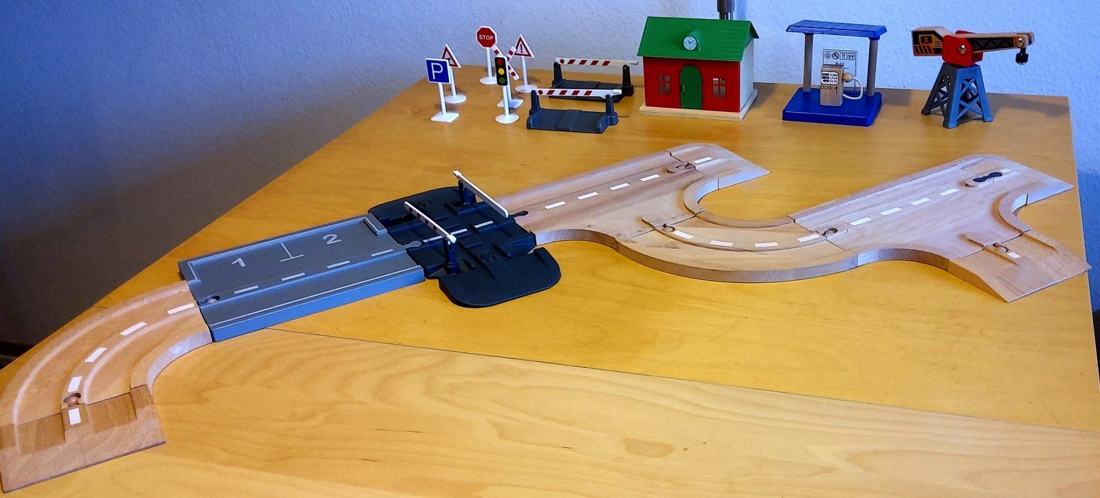 Spielzeuge: Holzeisenbahn – Gebraucht aus Burgdorf von mbu_l7nm 5
