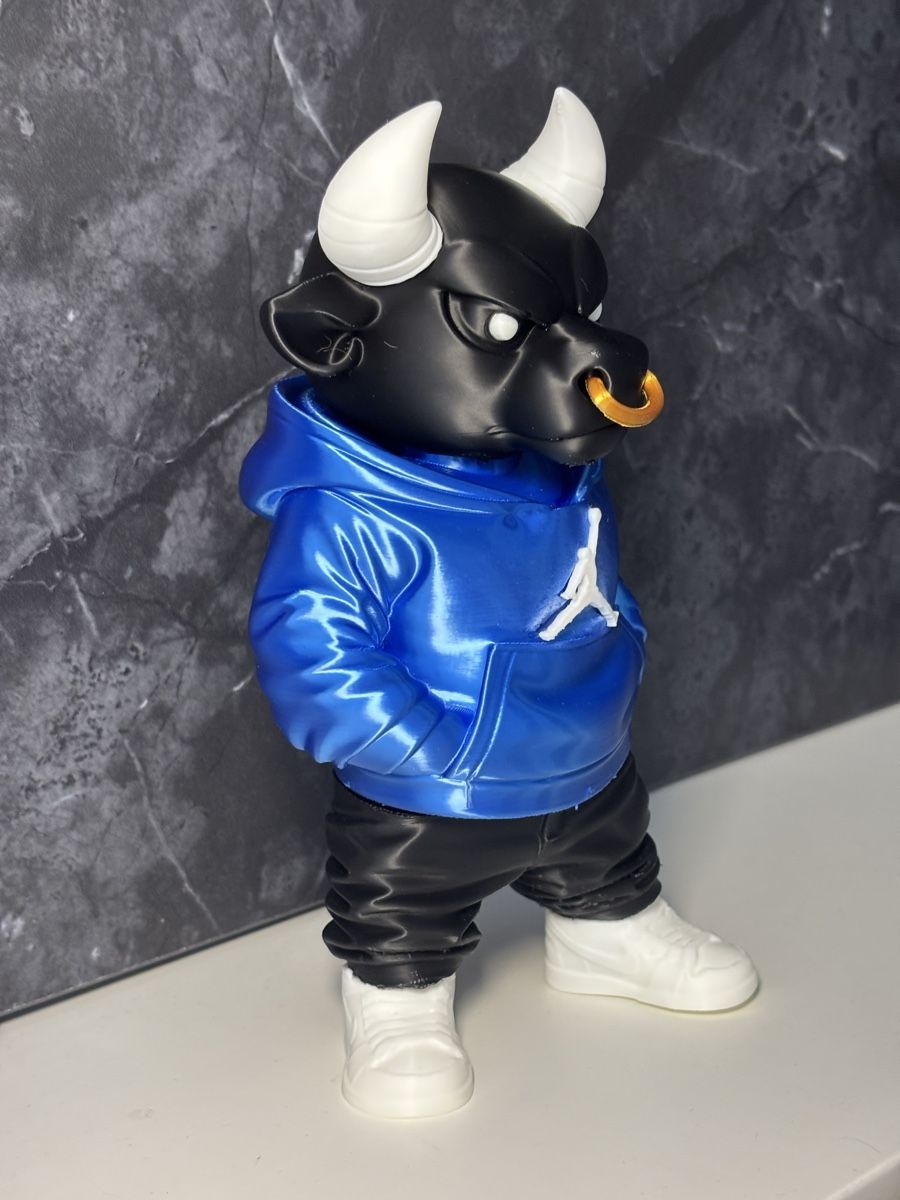 Figuren: Statua Toro Jordan – Gebraucht aus Chiasso von cra_q5rf 1