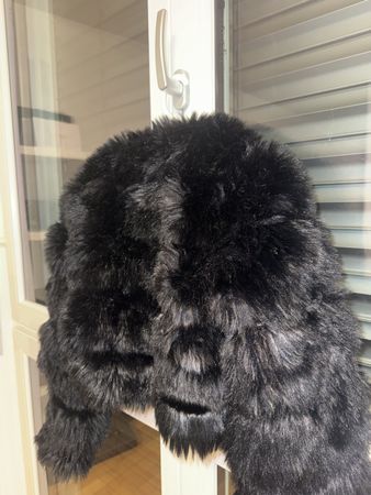Faux Fur Jacket Black Cropped Size XS good condition