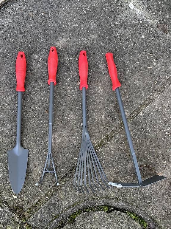 Tutti gli attrezzi: Set d'outils de jardin – Nuovo (secondo la descrizione) da Combremont-le-Grand venduto da papillon710