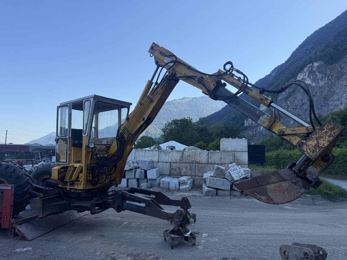 Menzi Muck Bagger: Menzi Muck 3000 – Gebraucht aus Villeneuve VD von Tiennot 2