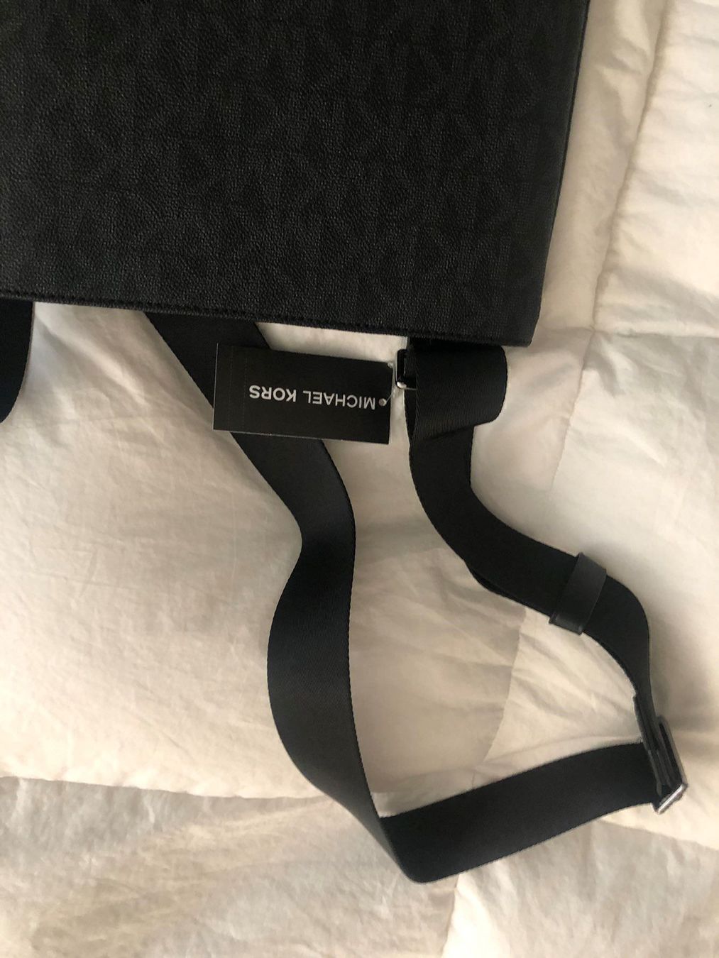 Taschen: Michael Kors Umhängetasche – Neu und originalverpackt aus Fislisbach von Brandopfer810