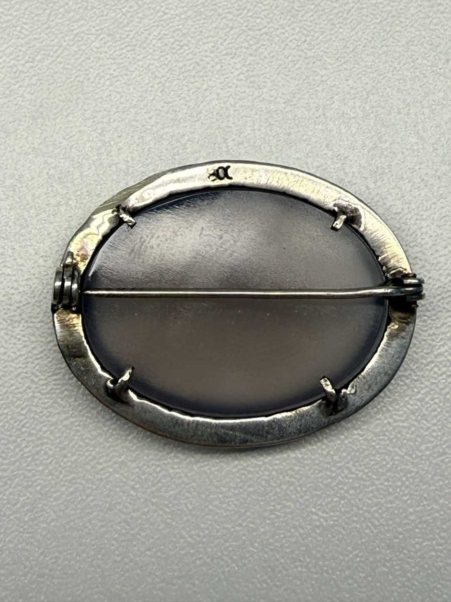 Spille & Fermagli: Vintage Brosche 800 Silber mit ovalem grauem Stein – Usato da Kriens venduto da Andreas.hirzel 1