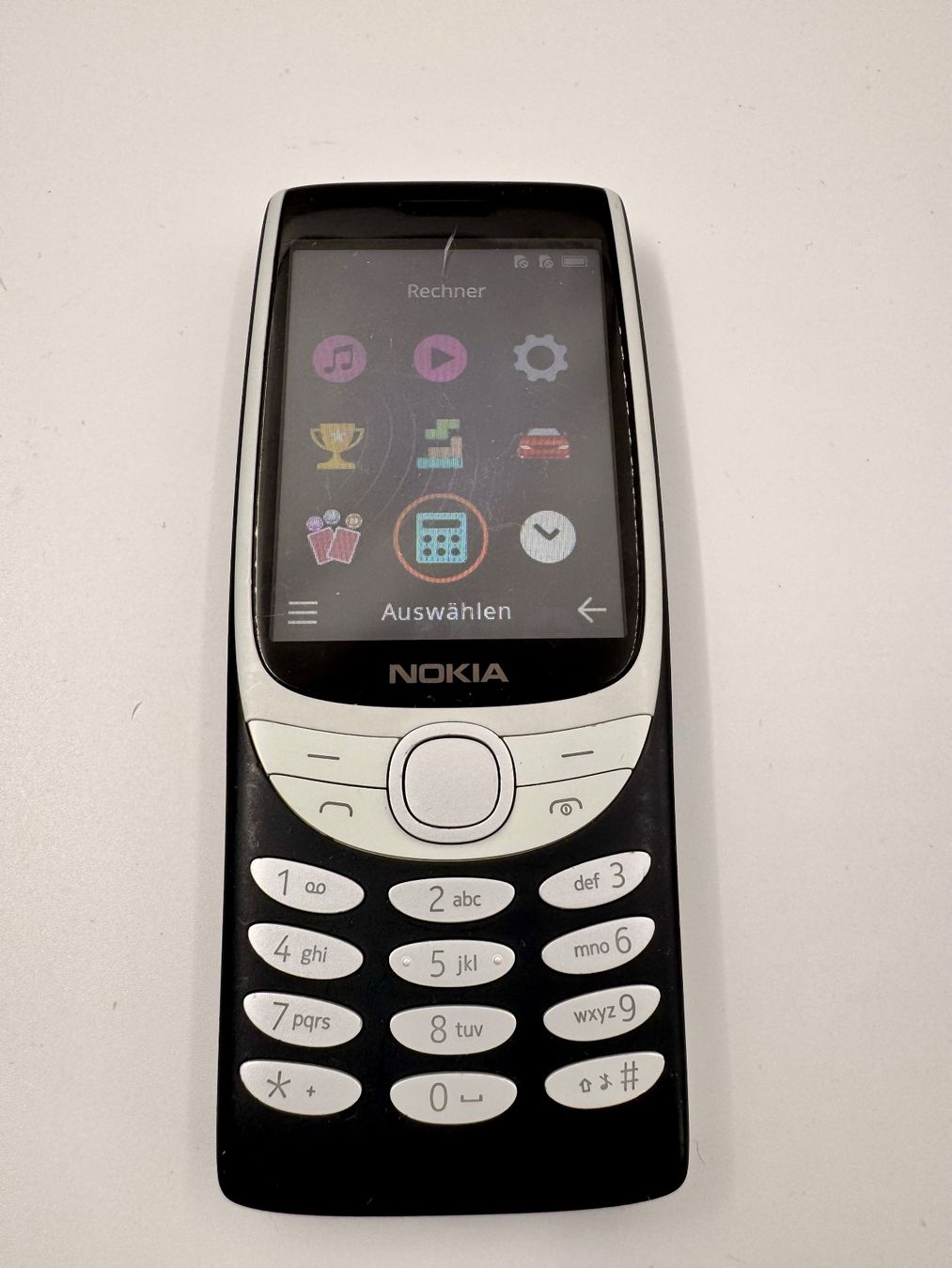 Nokia Handys / Smartphones: Nokia 8210 4G Dual SIM SIM Frei – Gebraucht aus Hermetschwil-Staffeln von Mobile2013 3