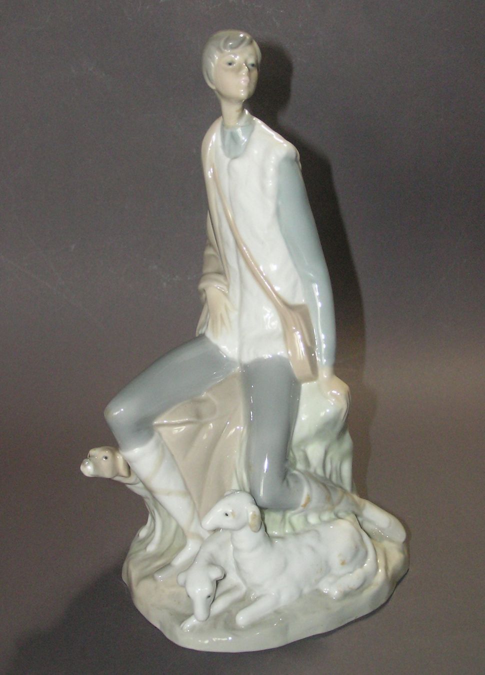 Statuette: NAO PORZELLAN FIGUR – Usato da Grenchen venduto da country59