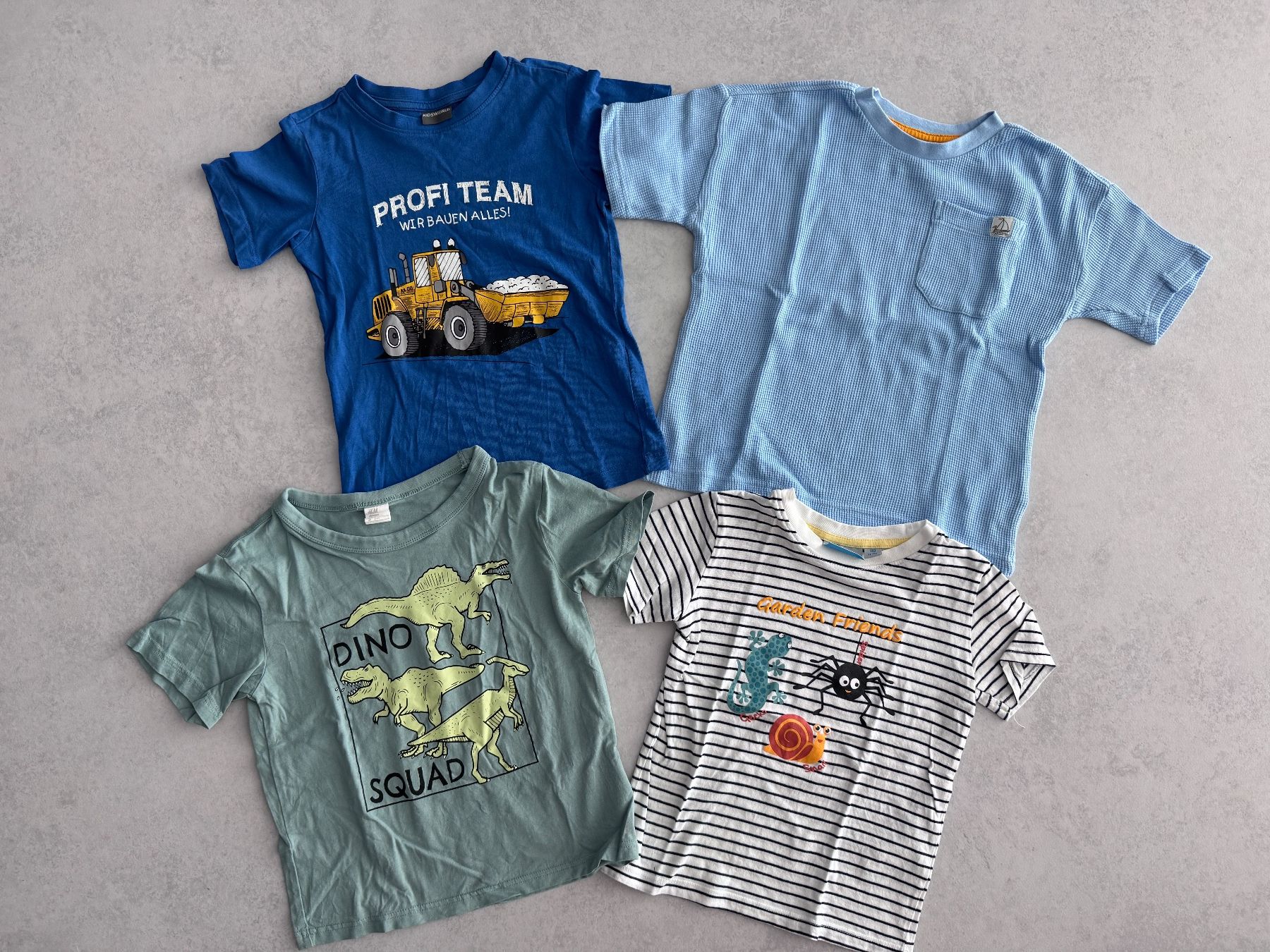 Kleiderpakete & -sets: Kurzarm T-Shirt Set 110 – Gebraucht aus Bonaduz von lut_6rts